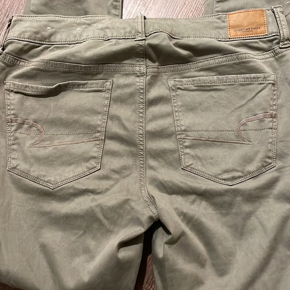 American Eagle Jeggings - Picture 2 of 5